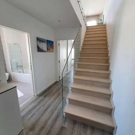 Peter Townhouse 纳扎雷