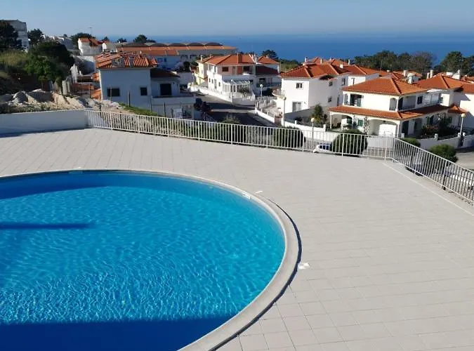 Peter Townhouse Nazaré